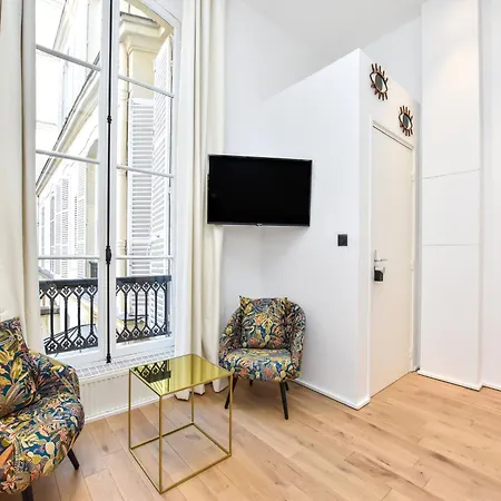 Apartmán Luxurious - 4p- Madeleine St Honore - 1g *
